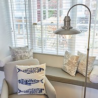 Host Stay Amber Cottage