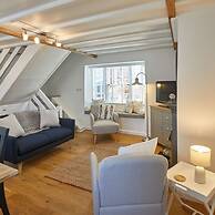 Host Stay Amber Cottage