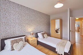 Host Stay Seal Watch