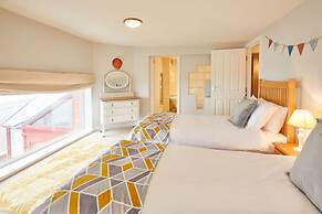 Host Stay Sunset View