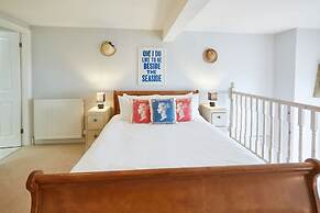 Host Stay Sunset View