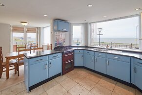 Host Stay Sunset View