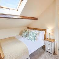 Host Stay Rosebank Cottage