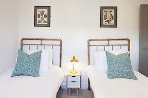 Host Stay Apartment C Cornerhouse Apartments