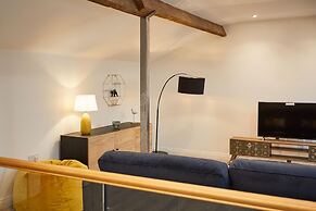 Host Stay Apartment C Cornerhouse Apartments