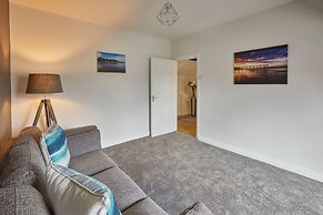 Host Stay Emerald Hideaway