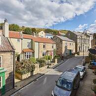 Host Stay Brunswick Cottage