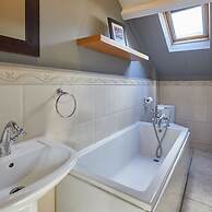 Host Stay Brunswick Cottage