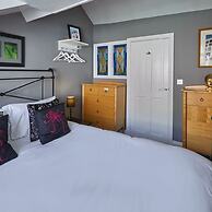 Host Stay Brunswick Cottage