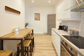 Host Stay Apartment A Cornerhouse Apartments