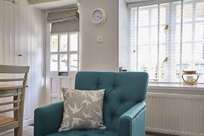 Host Stay Jet Cottage