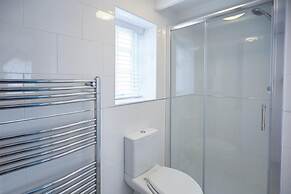 Host Stay Jet Cottage