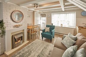 Host Stay Jet Cottage