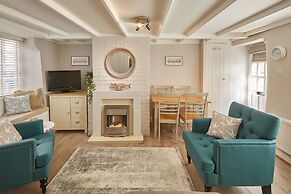 Host Stay Jet Cottage