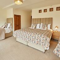 Host Stay Harbour View House