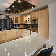 Host Stay Harbour View House