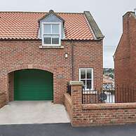 Host Stay Harbour View House