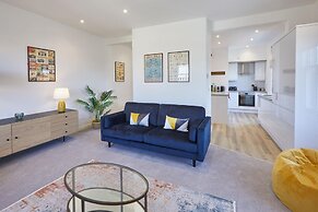 Host Stay Apartment B Cornerhouse Apartments