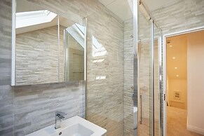 Host Stay Apartment B Cornerhouse Apartments