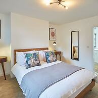 Host Stay Dunsley Chapel