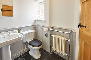 Host Stay Henderson House