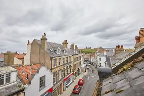 Host Stay Henderson House