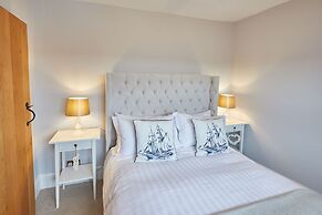 Host Stay Henderson House