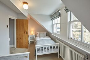 Host Stay Henderson House