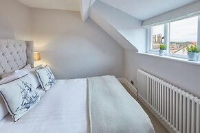 Host Stay Henderson House