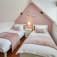 Host Stay Dolphin Cottage 1736