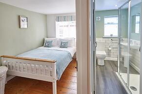 Host Stay Dolphin Cottage 1736