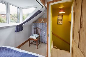Host Stay Esk View Cottage