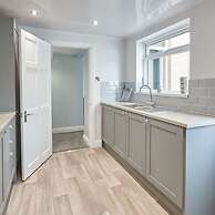 Host Stay Riftswood Ruby