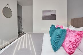 Host Stay Riftswood Ruby