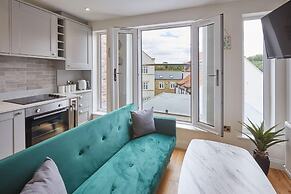 Host Stay The Birds Nest