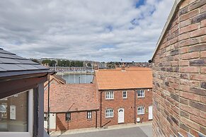 Host Stay The Birds Nest