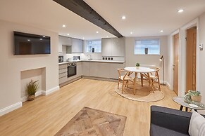 Host Stay Staffordshire Hideaway