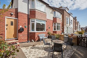 Host Stay Tenby Cottage