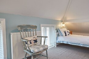 Host Stay Tenby Cottage