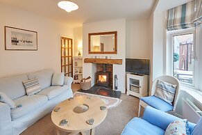 Host Stay Tenby Cottage