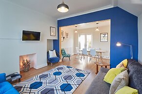 Host Stay Artist House