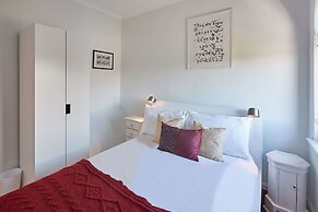 Host Stay Artist House