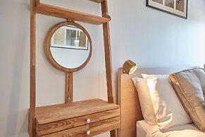 Host Stay Artist House