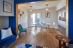 Host Stay Artist House