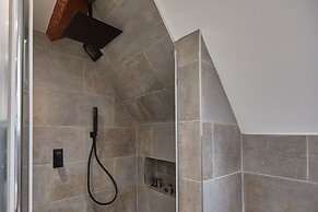 Host Stay The Loft Skinner St