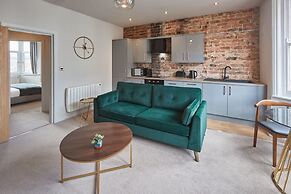 Host Stay Umpire s Watch North Marine House