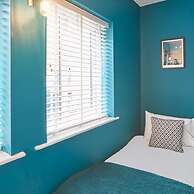 Host Stay Endeavour I