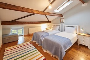 Host Stay 4 Skyreholme Mill Cottages