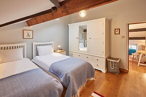 Host Stay 4 Skyreholme Mill Cottages