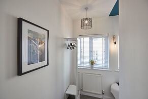 Host Stay Endeavour II